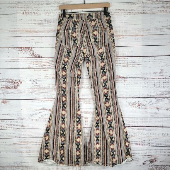 Rock & Roll Bargain Button Bell Bottom Jeans Womens 28 x 34 Cowgirl Aztec Flare - Picture 8 of 11